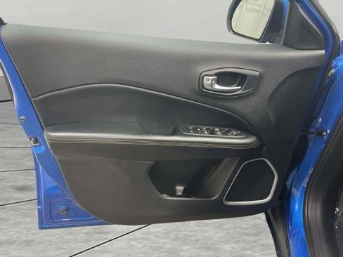 Used 2020 Jeep Compass Limited image 18