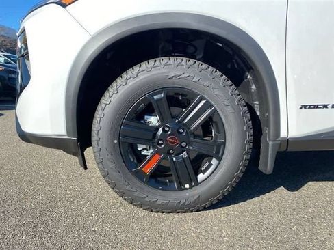 New 2026 Nissan Rogue SV AWD/4WD image 28
