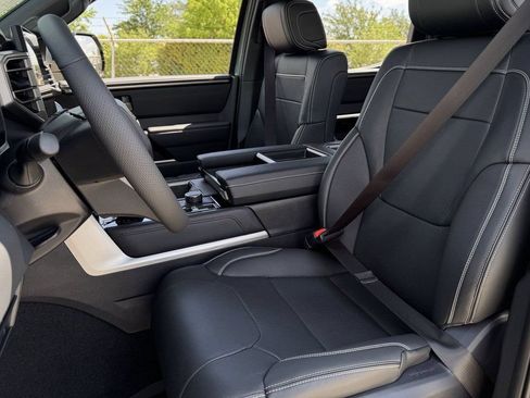 New 2026 Toyota Tundra Limited AWD/4WD image 22
