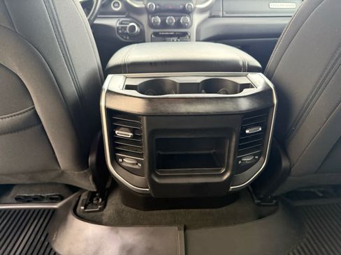 Used 2022 RAM 1500 Big Horn AWD/4WD image 10