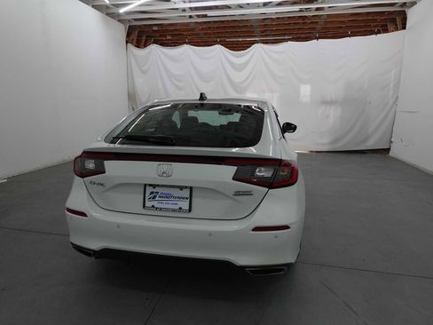 Used 2022 Honda Civic Sport Touring image 5