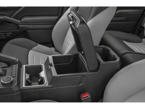 Used 2025 Toyota Tacoma TRD Sport AWD/4WD image 9