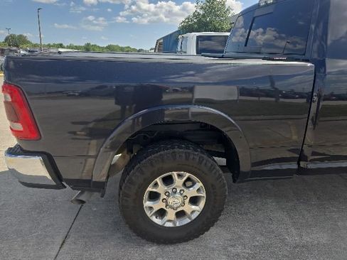 Used 2021 RAM 2500 Laramie AWD/4WD image 4