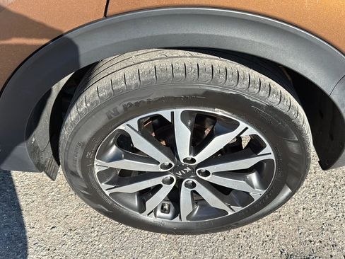 Used 2018 Kia Sportage EX image 9