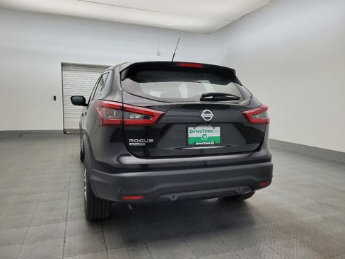 Used 2020 Nissan Rogue Sport S image 6