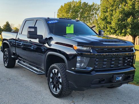 Used 2020 Chevrolet Silverado 2500 Custom w/ Custom Value Package image 6