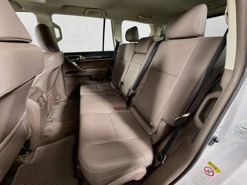 Used 2019 Lexus GX 460 AWD/4WD image 29