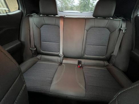 Used 2025 Buick Envista Preferred image 38