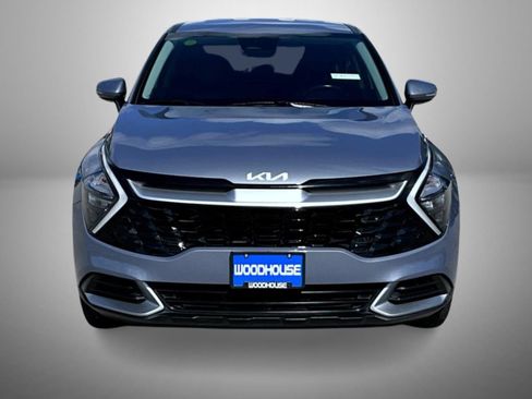 Used 2023 Kia Sportage EX FWD image 2