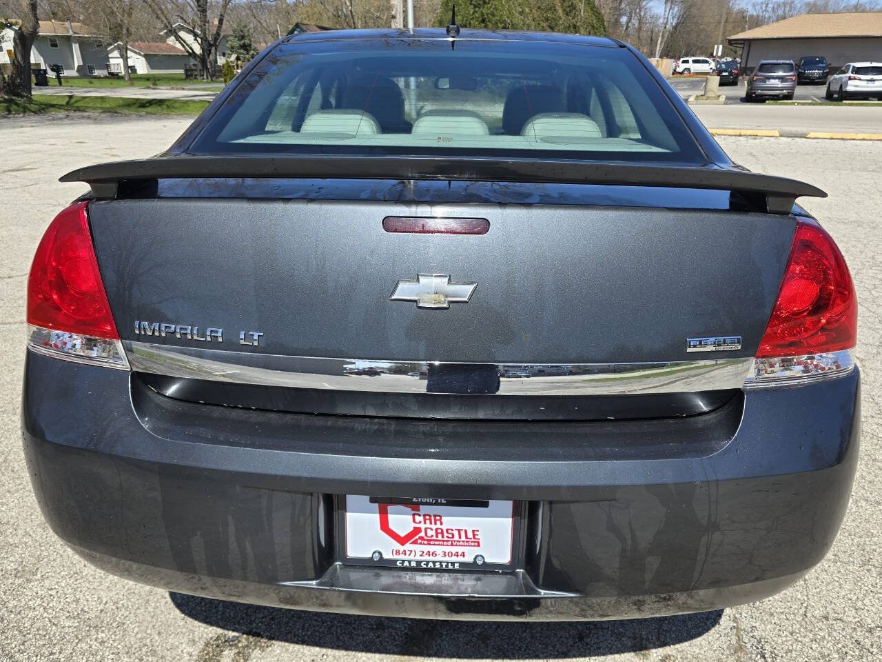 Used 2010 Chevrolet Impala LT w/ Luxury Edition Package FWD image 5