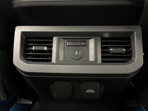 Used 2024 Ford F250 Lariat w/ Lariat Ultimate Package image 37