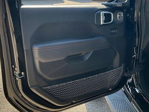 Certified 2023 Jeep Gladiator Mojave w/ Trailer Tow Package image 23