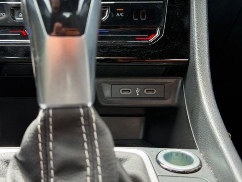 Used 2025 Volkswagen Jetta Sport FWD image 10