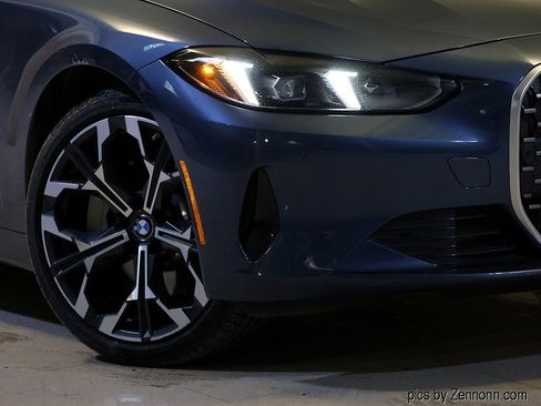 Used 2025 BMW 430i xDrive Coupe w/ Premium Package image 3