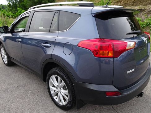 Used 2014 Toyota RAV4 Limited AWD/4WD image 8