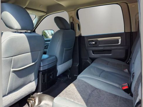 Used 2018 RAM 3500 Big Horn AWD/4WD image 20