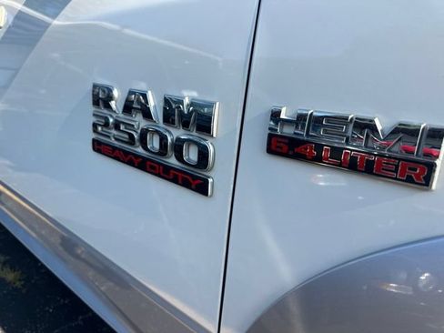 Used 2018 RAM 2500 Laramie w/ Snow Chief Group AWD/4WD image 6