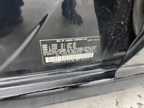 Used 2017 Subaru Impreza 2.0i Limited image 29