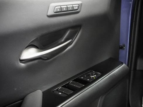 Used 2025 Lexus UX 300h AWD image 12