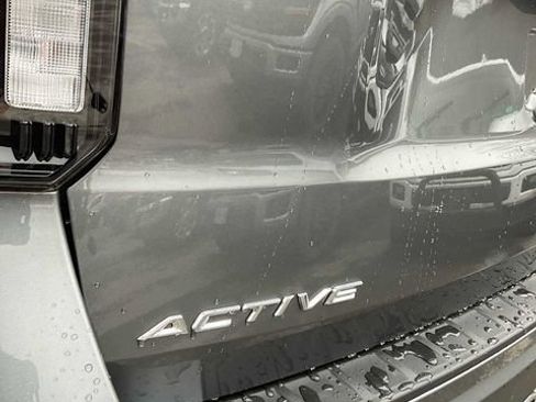 Used 2026 Ford Explorer Active AWD/4WD image 13