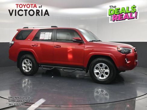 Used 2020 Toyota 4Runner SR5 Premium w/ Moonroof Package RWD image 1