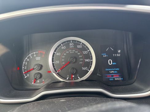 Used 2021 Toyota Corolla SE image 12