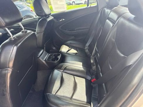 Used 2018 Chevrolet Volt Premier w/ Driver Confidence Package FWD image 25