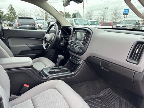 Used 2018 Chevrolet Colorado W/T w/ WT Convenience Package image 32