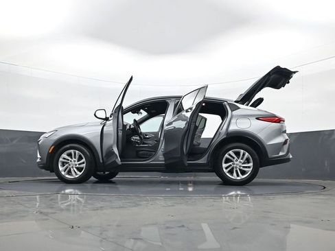 Used 2024 Buick Envista Preferred w/ Convenience I Package image 34