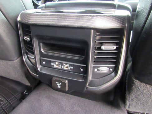 Used 2021 RAM 3500 Limited AWD/4WD image 45