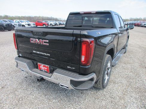 New 2026 GMC Sierra 1500 SLT w/ SLT Premium Plus Package image 4
