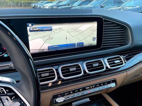 New 2026 Mercedes-Benz GLS 450 4MATIC image 7