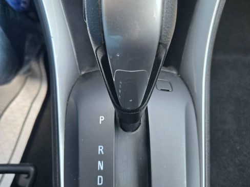 Used 2020 Chevrolet Trax LT FWD image 20