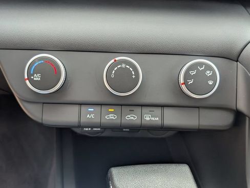 New 2026 Hyundai Elantra SE FWD image 20
