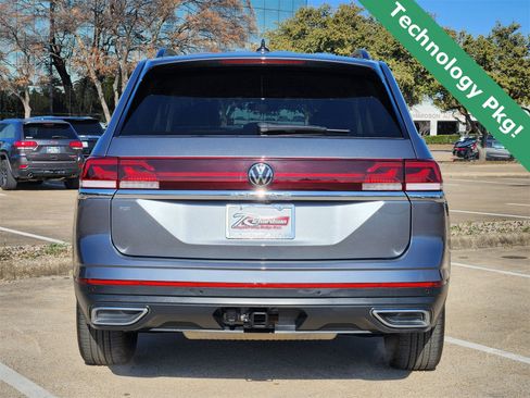 Used 2025 Volkswagen Atlas SE image 5
