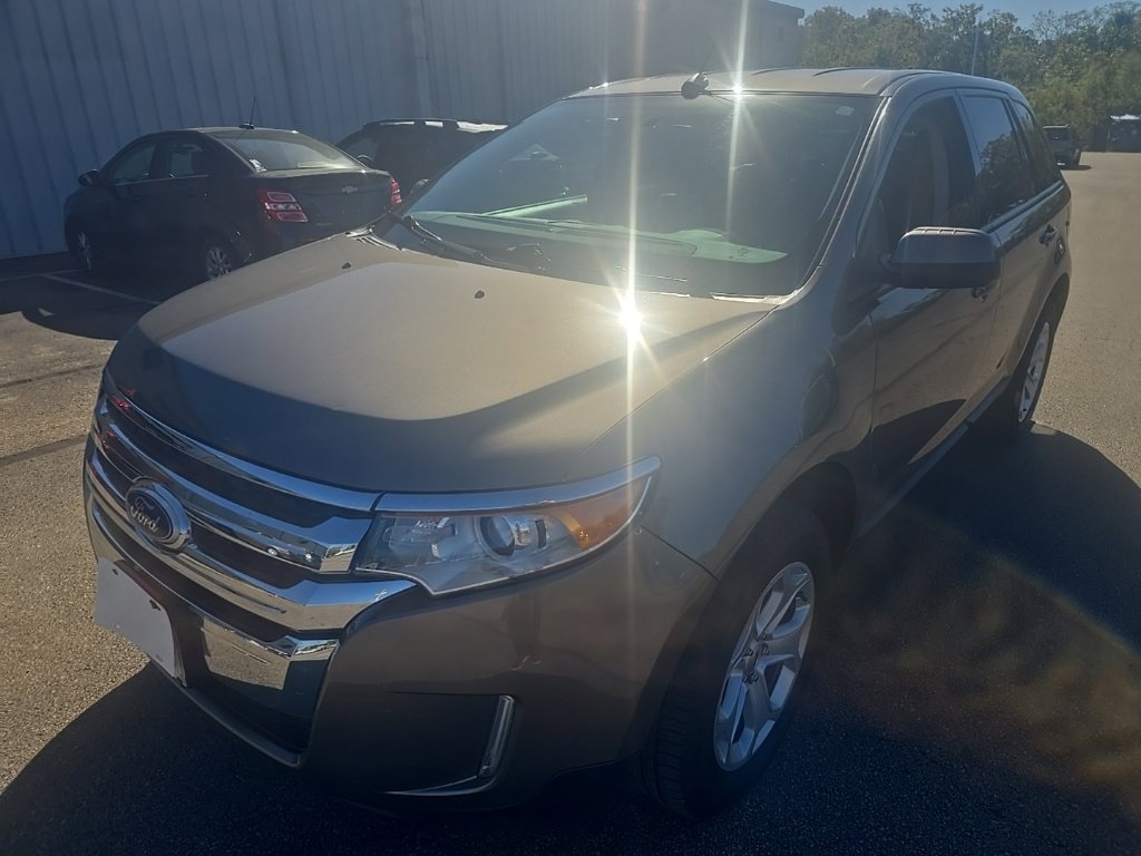 Used 2014 Ford Edge SEL w/ Equipment Group 204A FWD image 3