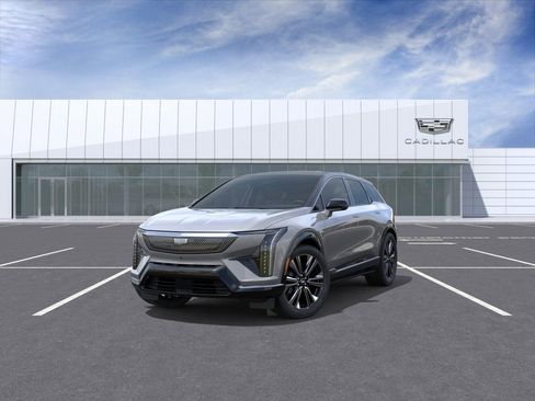 New 2026 Cadillac Optiq Luxury 2 image 8