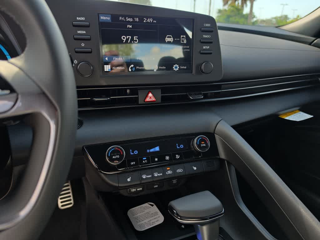 New 2026 Hyundai Elantra SEL Sport FWD image 31