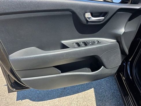 Used 2023 Kia Rio LX FWD image 8