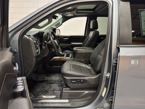 Used 2022 Chevrolet Silverado 1500 RST w/ Convenience Package II image 19