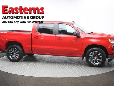 Used 2023 Chevrolet Silverado 1500 LT AWD/4WD image 48