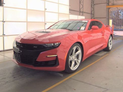 Used 2019 Chevrolet Camaro SS image 1