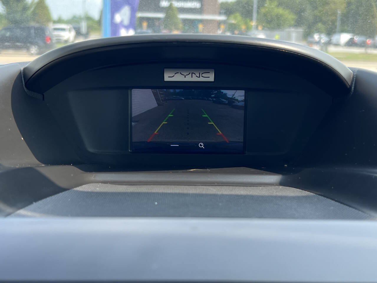 Used 2017 Ford Escape SE FWD image 9