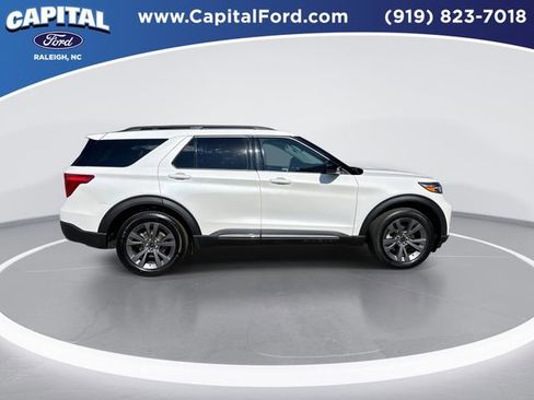 Certified 2023 Ford Explorer XLT w/ Equipment Group 202A AWD/4WD image 9