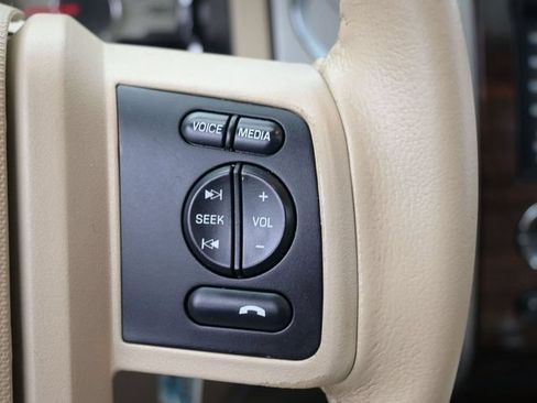 Used 2012 Ford Expedition XLT RWD image 16