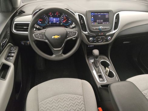 Used 2022 Chevrolet Equinox LT FWD image 22