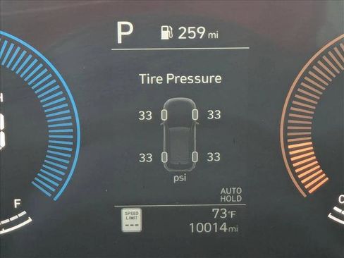 Used 2025 Hyundai Kona SEL FWD image 11