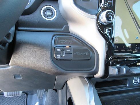 Used 2024 RAM 3500 Laramie AWD/4WD image 26