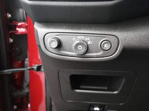 Used 2023 Chevrolet TrailBlazer LT image 29