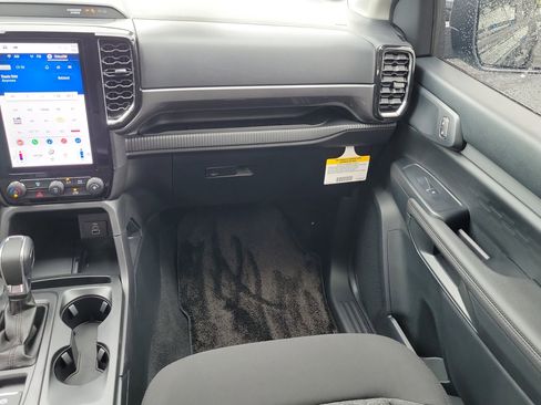 New 2026 Ford Ranger XLT w/ Black Appearance Package AWD/4WD image 14